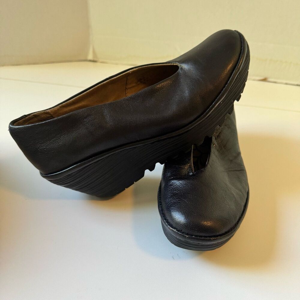 Fly London Black Leather Wedge Pumps Slip On Shoes Women's Sz 39